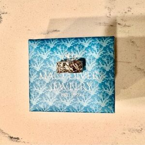 Maui Divers Jewelry Hawaiian Heirloom Plumeria Ring in White Gold with Diamonds